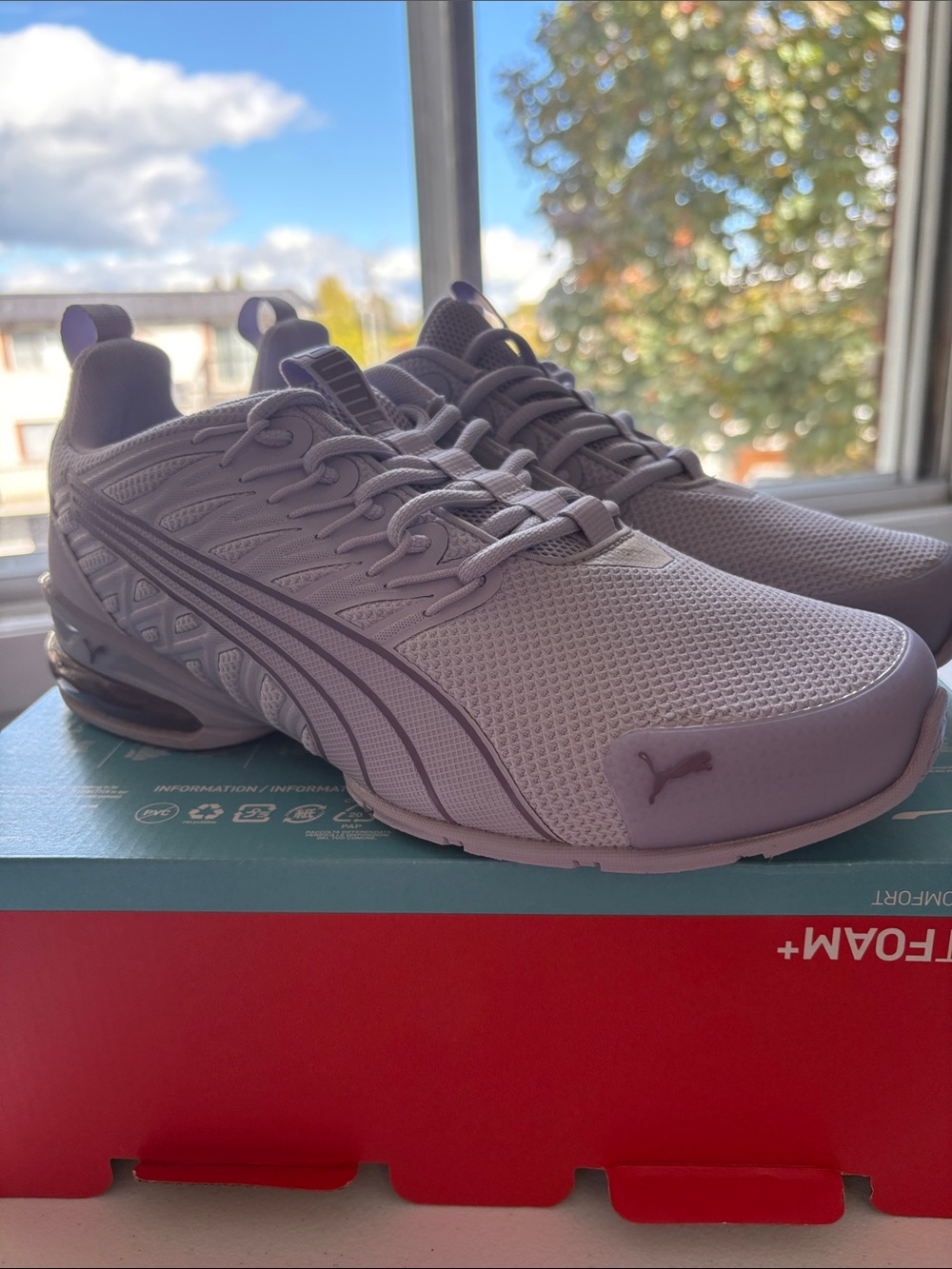 Puma Women's Lavender Mesh Athletic Sneakers